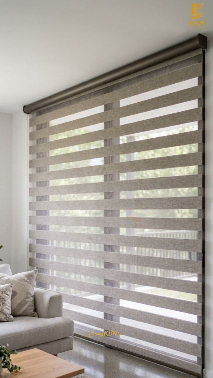 Motorized curtain pada jendela besar karya KBN